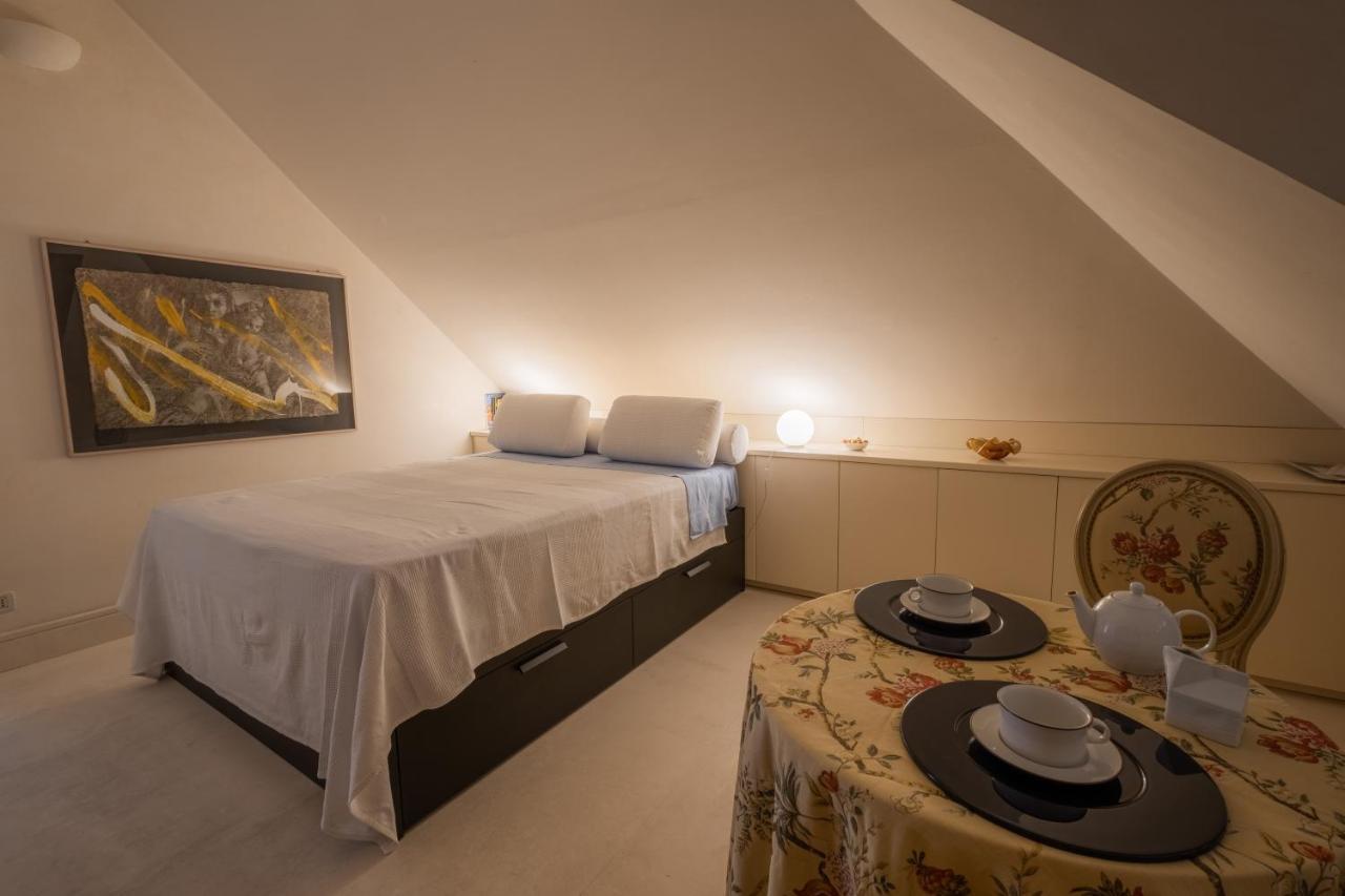 ジェノヴァ Attico Palazzo Giustiniani Bed & Breakfast エクステリア 写真
