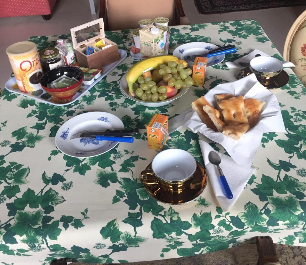 ジェノヴァ Attico Palazzo Giustiniani Bed & Breakfast エクステリア 写真
