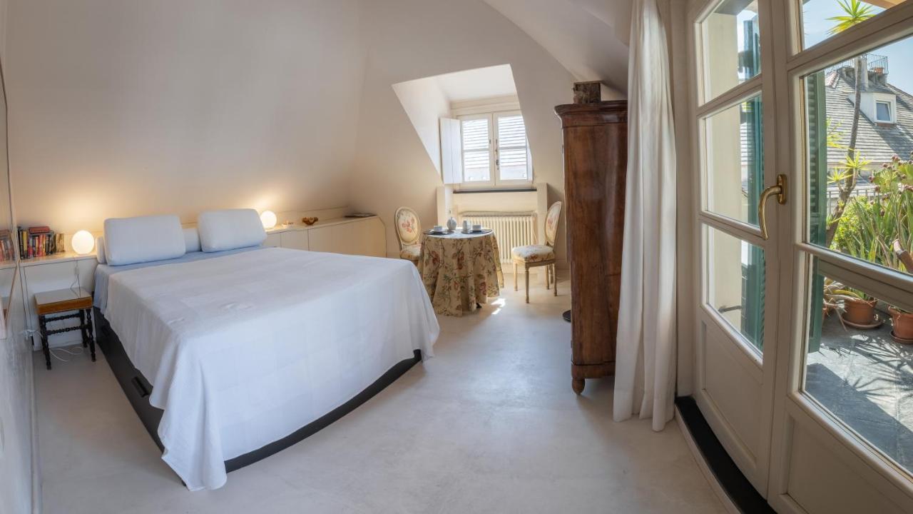 ジェノヴァ Attico Palazzo Giustiniani Bed & Breakfast エクステリア 写真